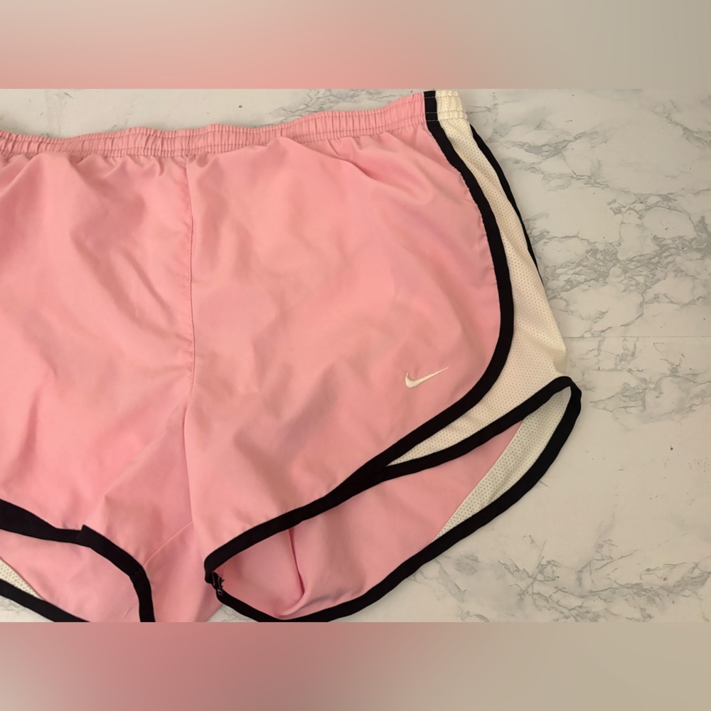 Nike Dri-Fit Tempo Pink Running Shorts Women's Size Small Lined Elastic Waist - Picture 2 of 5